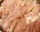 揚げ玉たっぷり●鶏肉の白だし煮込みうどん作り方3写真
