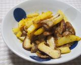 じゃが芋・椎茸・豚バラのカレー粉炒め♪作り方5写真