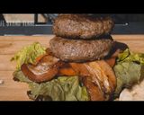 焚き火で作るメガハンバーガー【キャンプ】作り方10写真