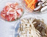 炊飯器で簡単★もち麦入り鶏ごぼうご飯作り方2写真