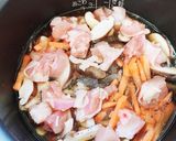 炊飯器で簡単★もち麦入り鶏ごぼうご飯作り方3写真