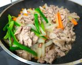 超簡単！豚野菜丼！ウェイパー＆マキシマム作り方6写真