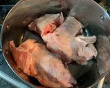 豚スネ肉と豚トロのデミ煮作り方2写真