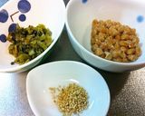 簡単アレンジ 納豆に高菜とポン酢作り方1写真