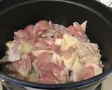ストウブで鳥さつまいも の甘辛煮作り方4写真
