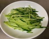 穴子（鰻）と胡瓜と卵焼きde海苔巻き♡作り方3写真