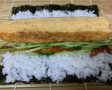 穴子（鰻）と胡瓜と卵焼きde海苔巻き♡作り方8写真