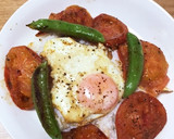 焼きトマトとスナップ添え目玉焼きライス作り方4写真