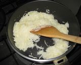 ひき肉とじゃがいもとトマトのチーズ焼き作り方3写真