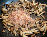 簡単きのこの柚子胡椒炒め作り方7写真