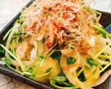 さっぱり☆新玉ねぎと豆苗の和風サラダ作り方4写真