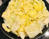 簡単☆豚バラとキャベツの煮物♪作り方6写真