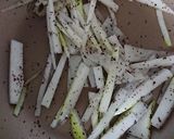 春大根の皮のゆかり炒め作り方3写真