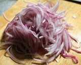 ごぼうと紫玉ねぎのツナマヨサラダ作り方2写真