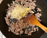 キャベツとじゃがいもの豚ひき肉ソース作り方5写真