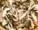 キノコと細切り野菜たっぷり玉子とじ鍋作り方3写真