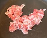 ☆甘辛たれで♪豚肉・ワカメ・玉ねぎ炒め☆作り方1写真