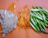 簡単！疲労回復☆肉アスパラお味噌汁作り方1写真