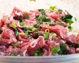 豚こまとねぎ塩麹の炒め物&ロメインレタス作り方1写真