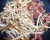 味付け1つ！牛肉とごぼうの炒めもの作り方7写真