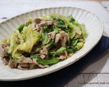 豚肉と春キャベツのガリバタ醤油炒め作り方6写真