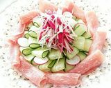 キュウリのサラダ　素敵な盛り付け作り方4写真