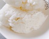 ゆかりと塩昆布のおにぎり作り方1写真