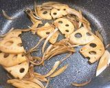 バター香るレンコンの和風醤油パスタ作り方4写真