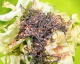 自宅飲みの一品☆春キャベツ塩昆布☆作り方2写真