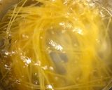 ひき肉とブロッコリーのペペロン風パスタ作り方1写真