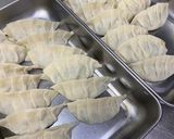 ~バジリコの香りが抜ける~イタリアン餃子作り方9写真