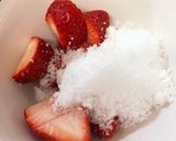 抱えて食べたい♡絶品苺のレアチーズケーキ作り方7写真
