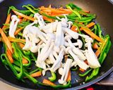 ステーキソースで肉野菜炒め♪作り方3写真