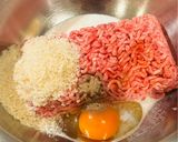 とろ〜っと絡む和風ソースの春菊ハンバーグ作り方2写真