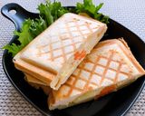 簡単リメイク★ポテサラホットサンド作り方6写真