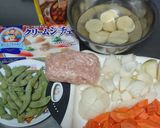 ★鶏団子のクリームシチュー 枝豆入り作り方1写真