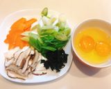 野菜とわかめの卵スープ *☻*作り方1写真