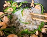 生姜香る♪えびと春雨のオイスター炒め作り方4写真