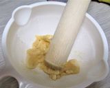 離乳食9か月～さつま芋とバナナの茶巾絞り作り方2写真