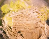 鶏肉とアンチョビのスープ作り方3写真