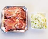 ねぎ好きに♪鶏もも肉のやわらかねぎ煮♪作り方1写真