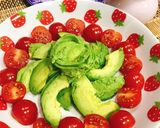 綺麗★アボカドとプチトマトの薔薇サラダ作り方3写真
