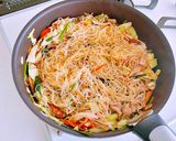 お米の風味が香ばしい♪本格ピリ辛ビーフン作り方12写真