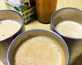 テレビ観ながら　ふりふりダルゴナコーヒー作り方4写真