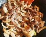牛肉と新玉ねぎの黒胡椒炒め作り方6写真