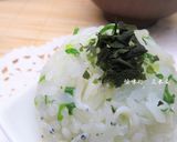 葱＊しらす＊粉わかめのおむすび作り方5写真