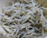 うめこ＊しらす＊葱のおむすび作り方1写真
