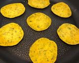離乳食後期★栄養満点！野菜のホットケーキ作り方4写真