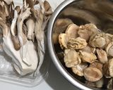 ベビーホタテと舞茸のめんつゆバター作り方1写真