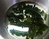 ワカメスープ ガーリック味作り方1写真